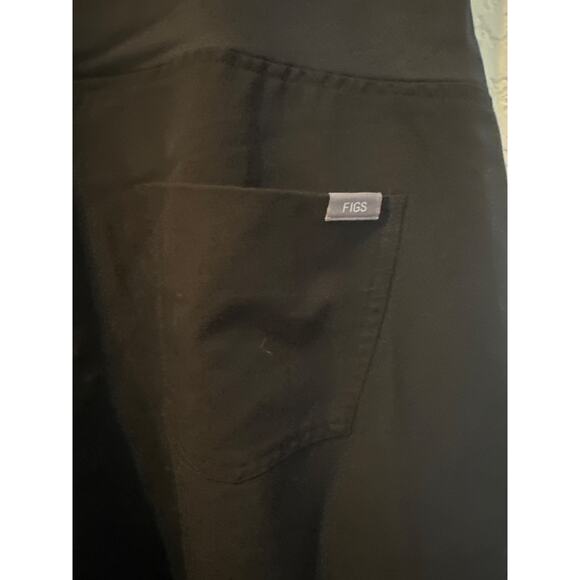 ⭐️ Women’s Figs Maternity Black Jogger Scrub Pants. Size 2X - Picture 6 of 6